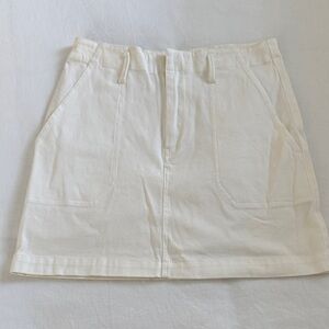 Gianni Bini Cream Skirt